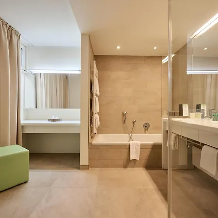Momentum Hotel Anif Exterior photo
