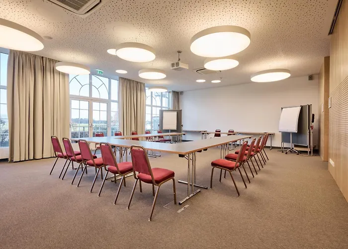 Momentum Hotel
