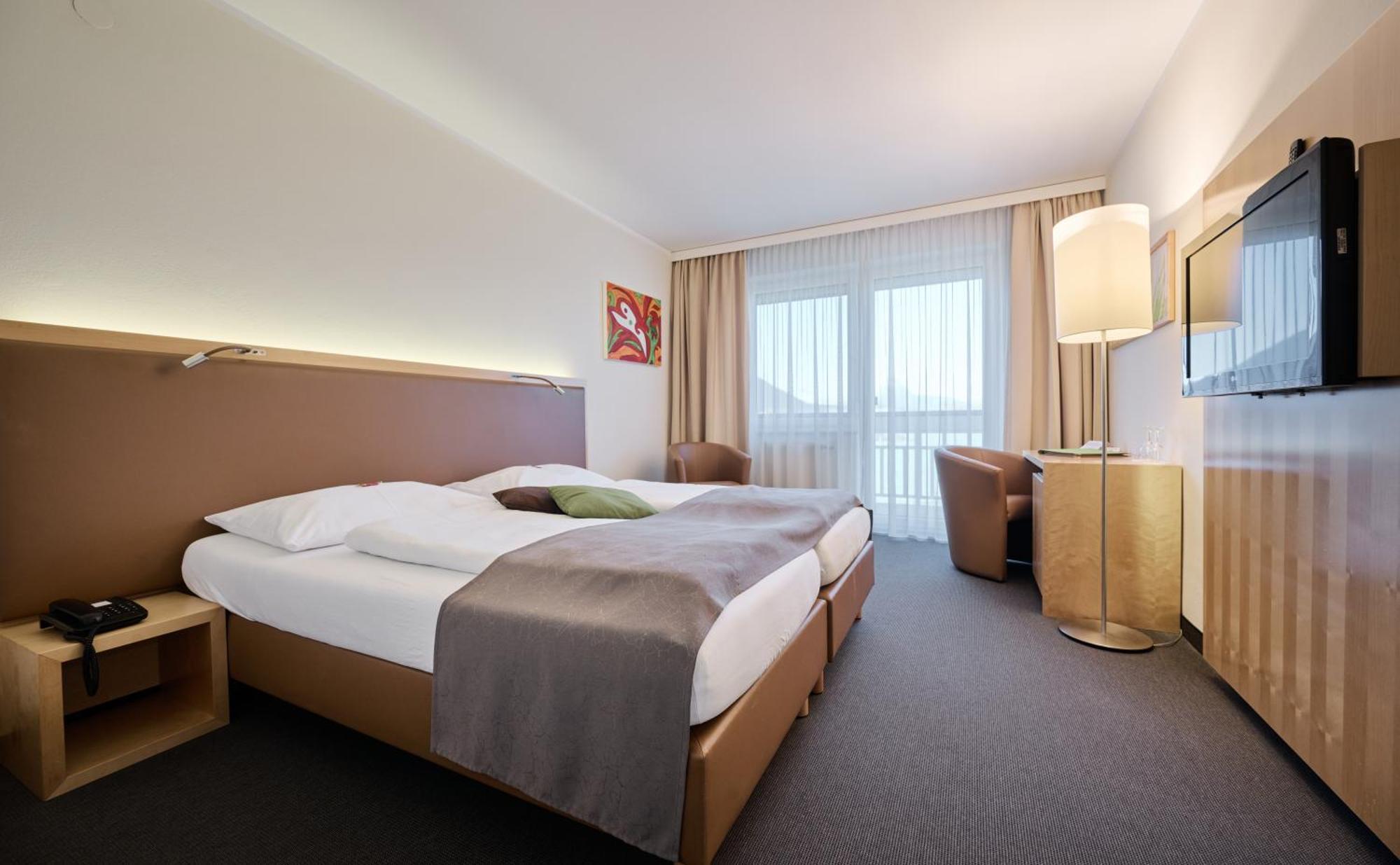 Momentum Hotel