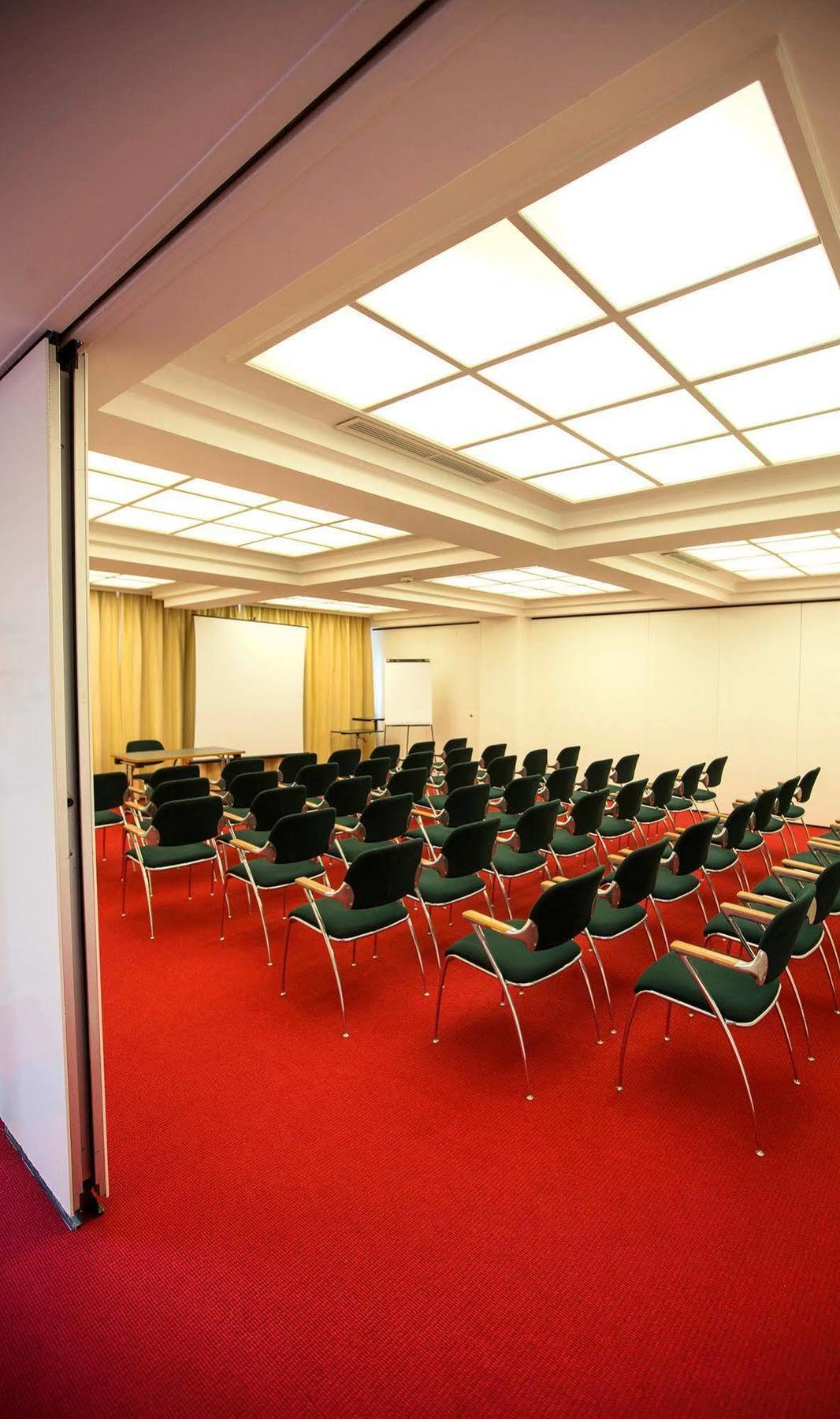Momentum Hotel Anif