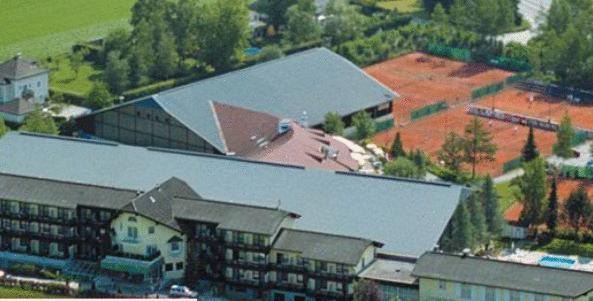 Hotel Momentum 4*